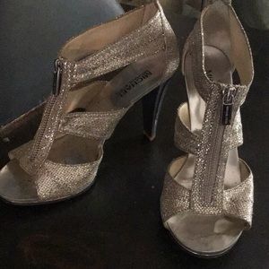 Michael Kors 4” silver dress shoes